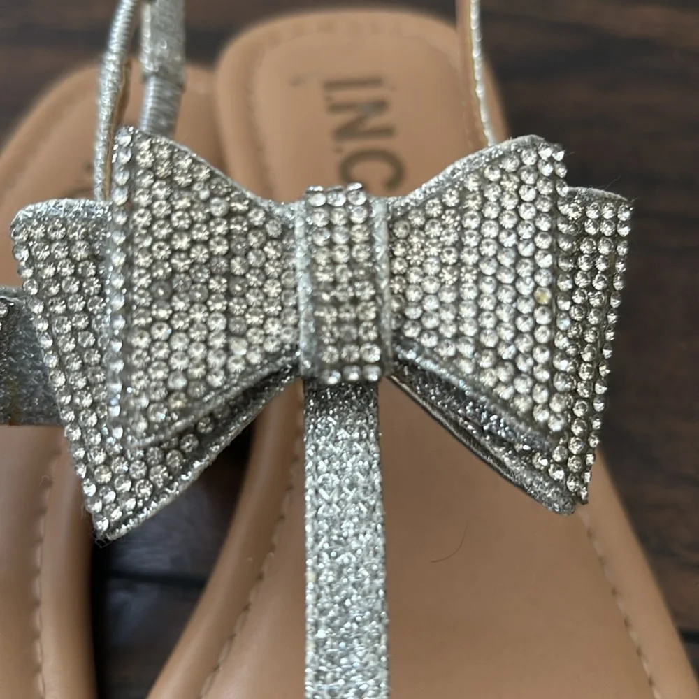 Gorgeous girls sparkle sandal size 5